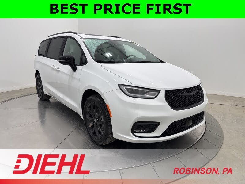 2026 Chrysler Pacifica Limited AWD