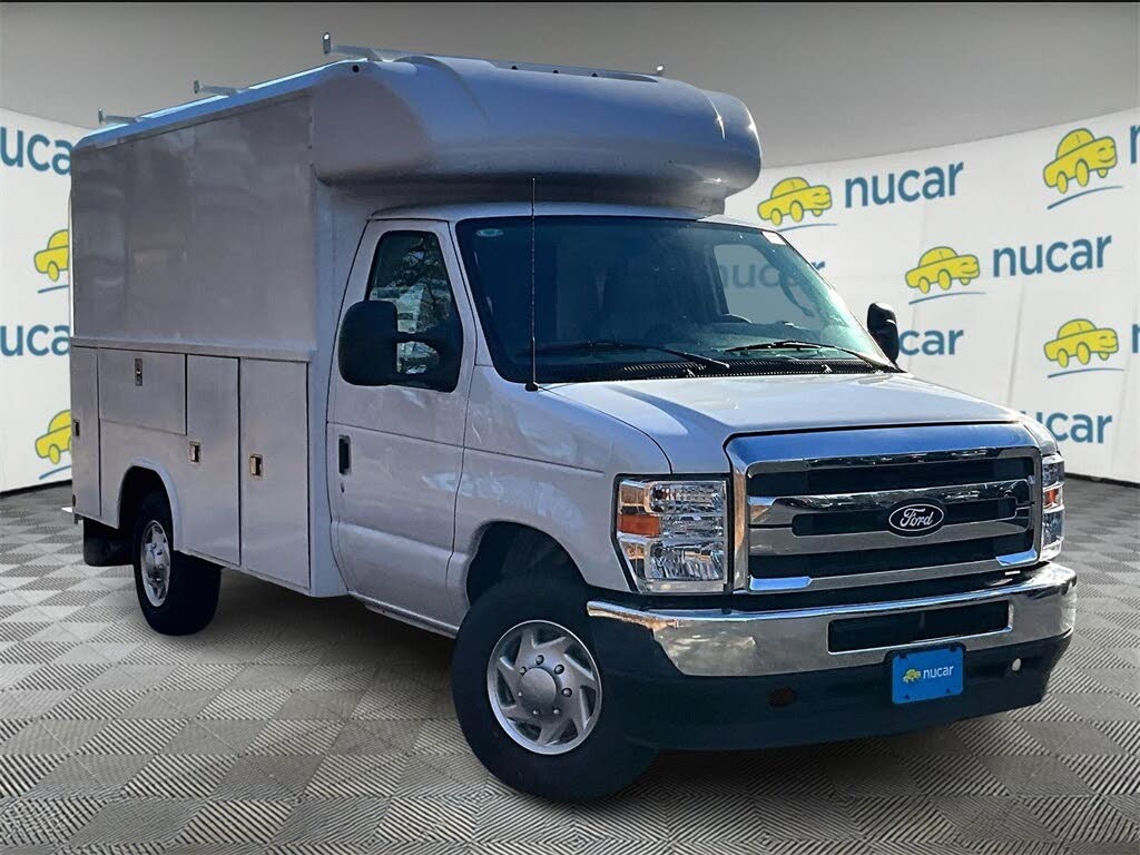 2026 Ford E-Series Chassis E-350 SD Cutaway 138 RWD