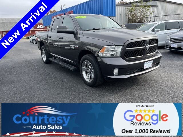 2017 RAM 1500 Express Crew Cab 4WD