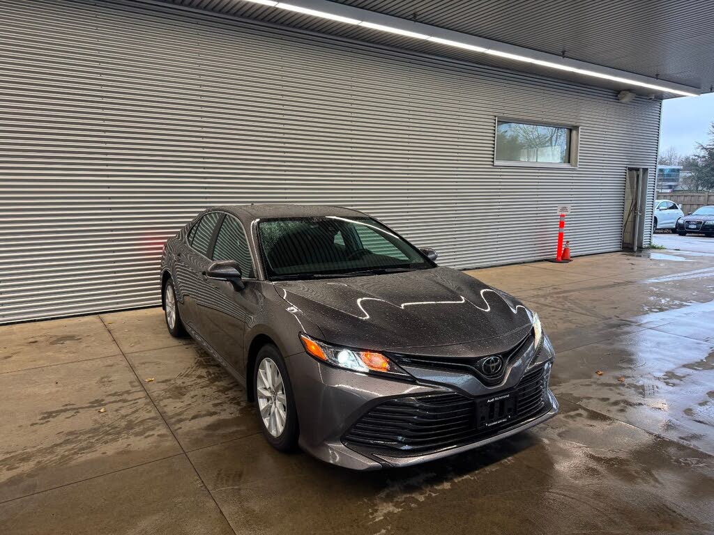 2019 Toyota Camry LE FWD