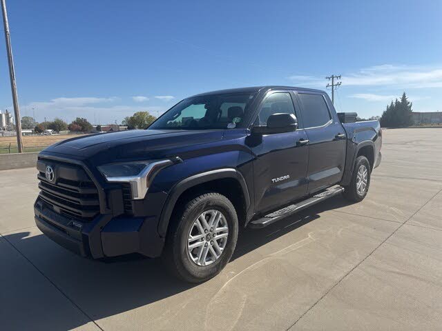 2022 Toyota Tundra SR5 CrewMax Cab 4WD
