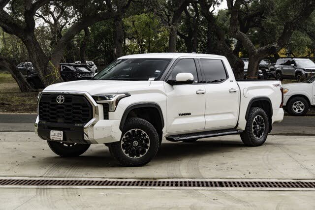 2022 Toyota Tundra SR5 CrewMax Cab RWD