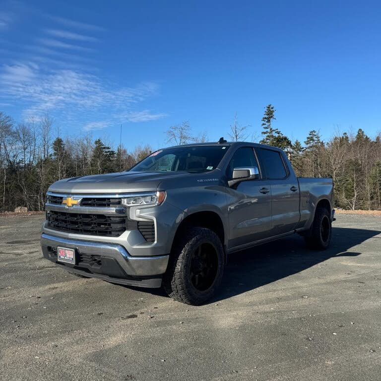 2023 Chevrolet Silverado 1500 LT Crew Cab 4WD