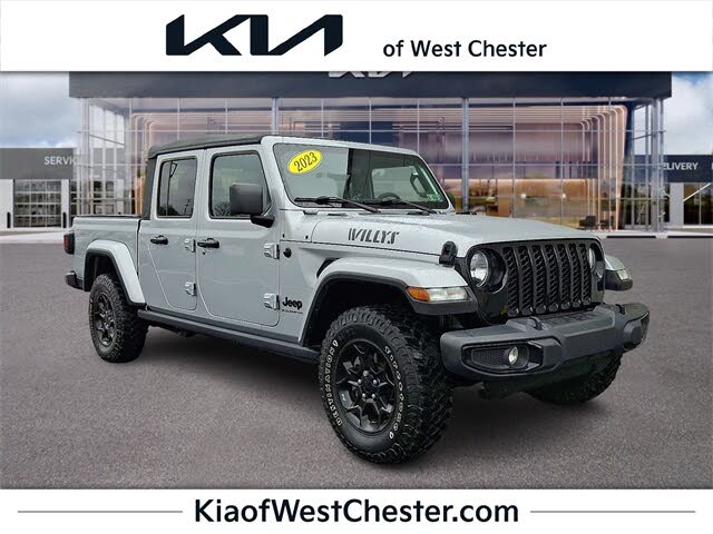 2023 Jeep Gladiator Willys Crew Cab 4WD