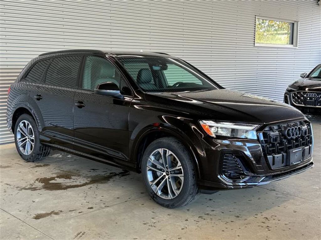 2025 Audi Q7 quattro 45 TFSI