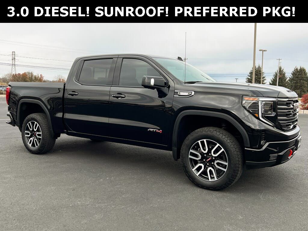 2025 GMC Sierra 1500 AT4 Crew Cab 4WD