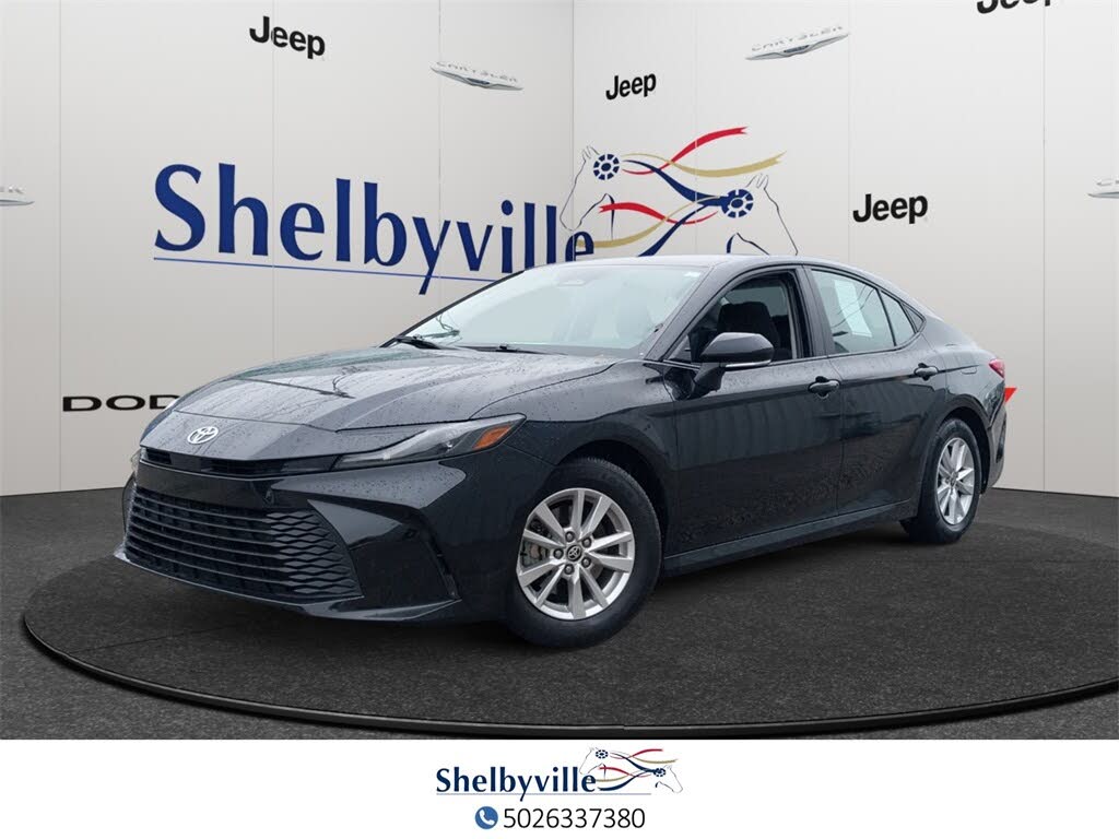 2025 Toyota Camry LE FWD