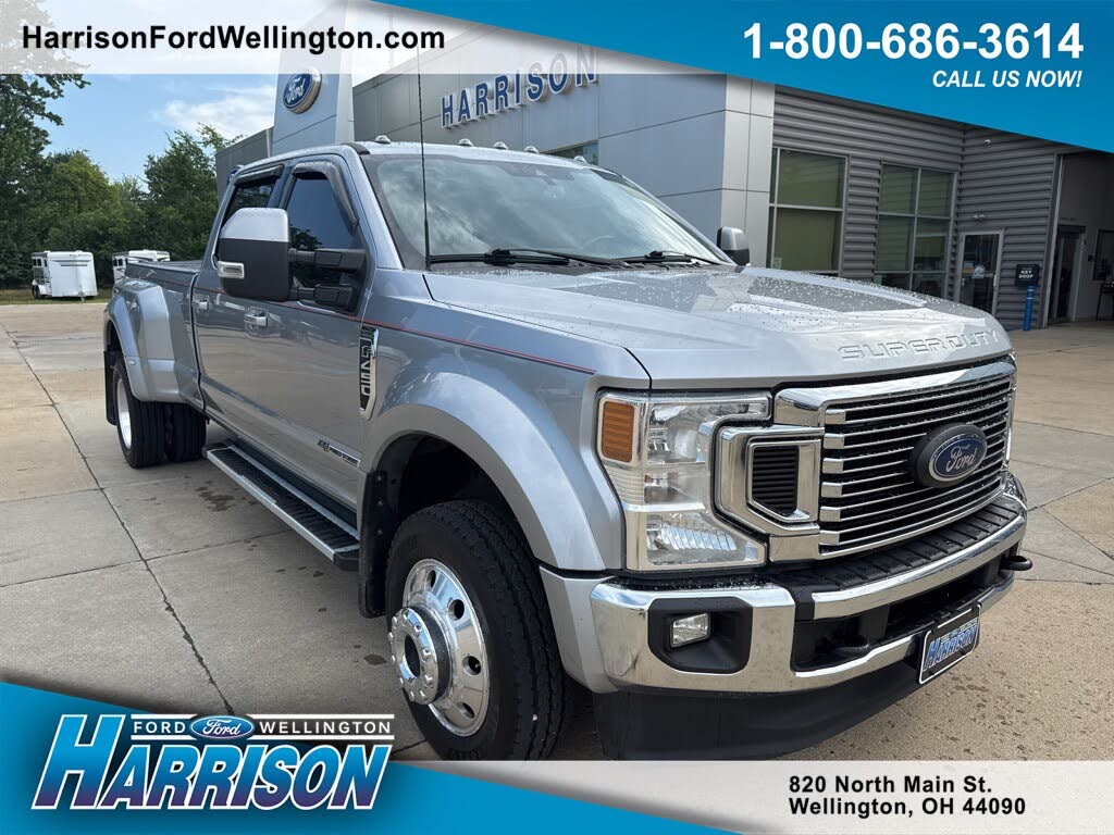 2022 Ford F-450 Super Duty Lariat Crew Cab LB DRW 4WD
