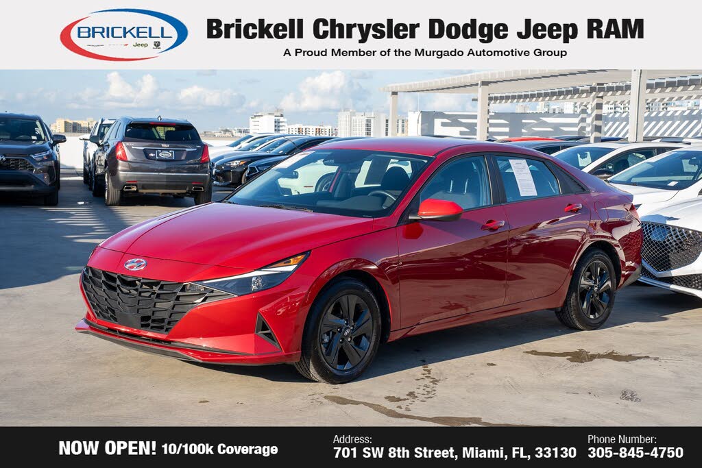 2022 Hyundai Elantra SEL FWD