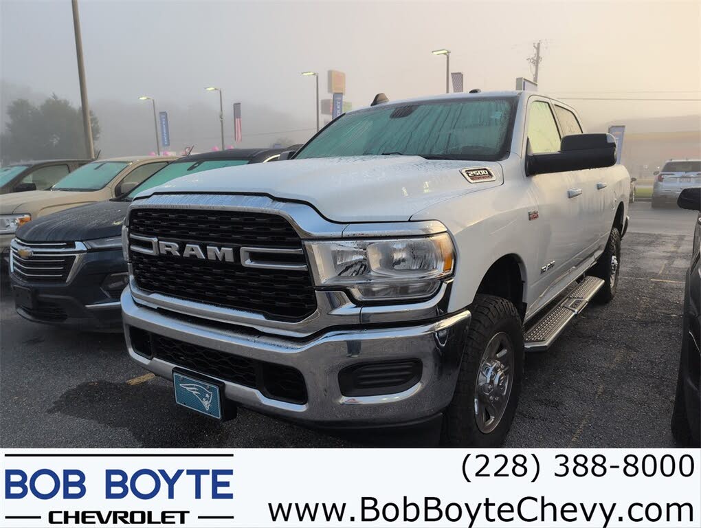 2022 RAM 2500 Big Horn Crew Cab 4WD