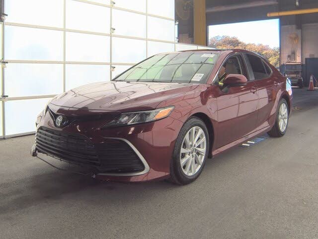 2022 Toyota Camry LE FWD