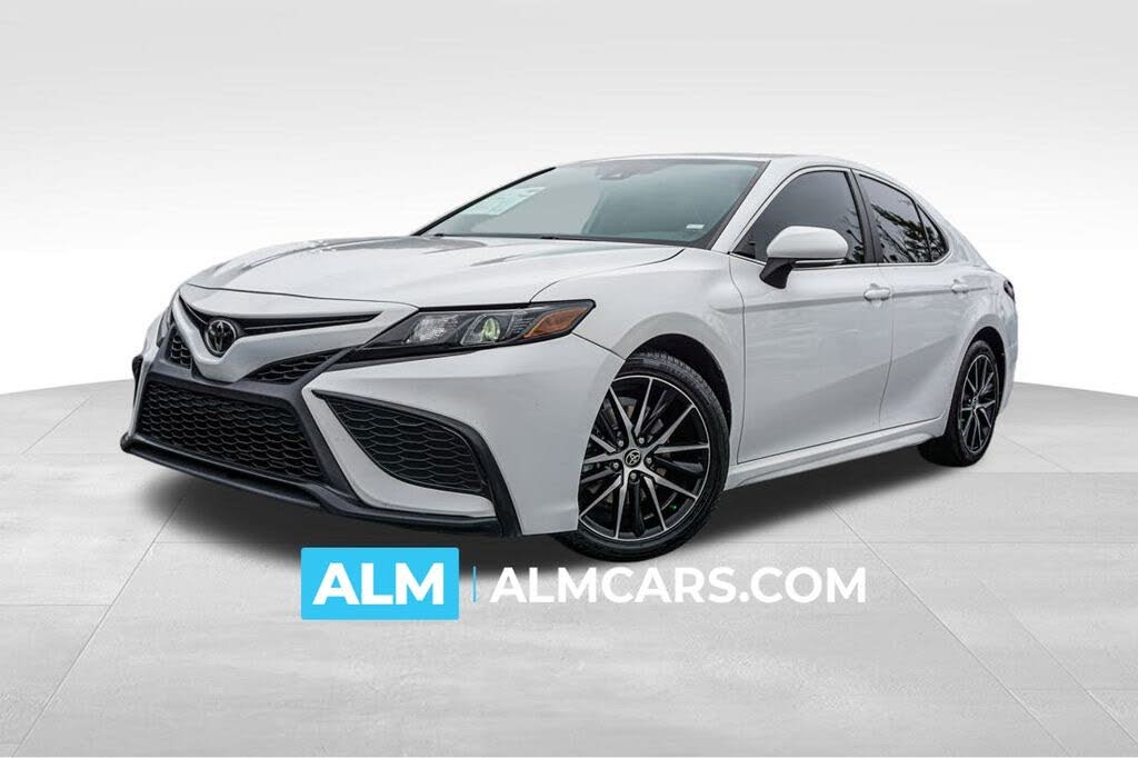 2023 Toyota Camry SE FWD