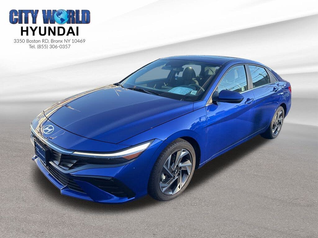 2024 Hyundai Elantra SEL FWD