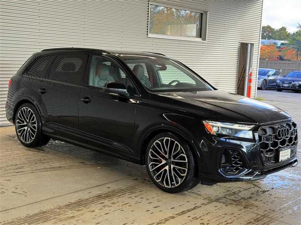2025 Audi SQ7 4.0T quattro Premium Plus