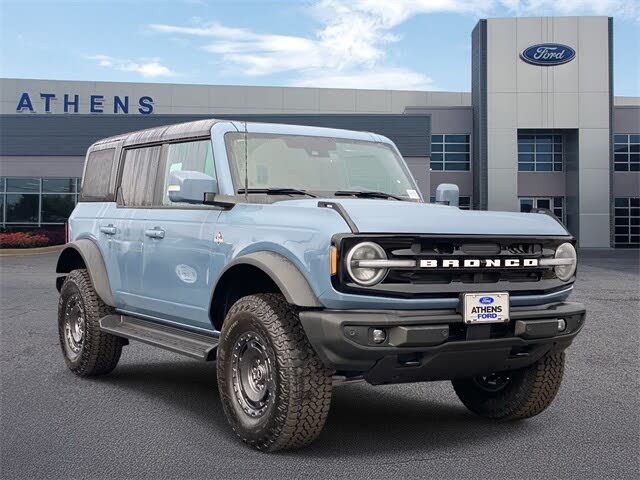 2025 Ford Bronco Outer Banks 4-Door 4WD
