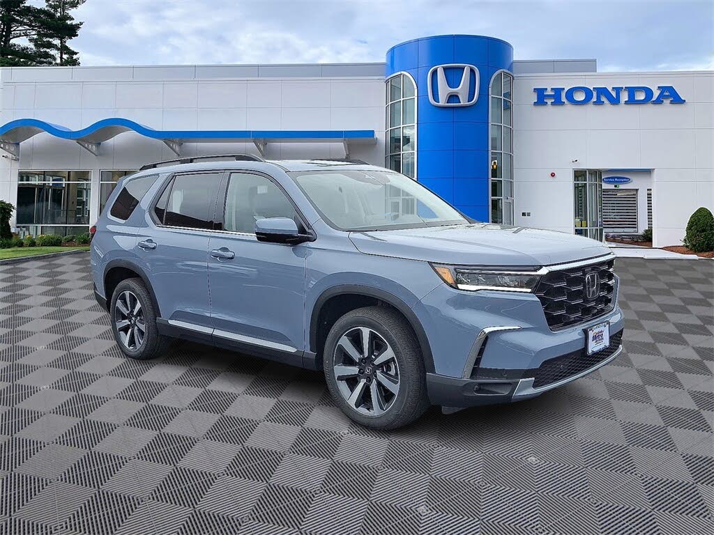 2025 Honda Pilot Touring AWD