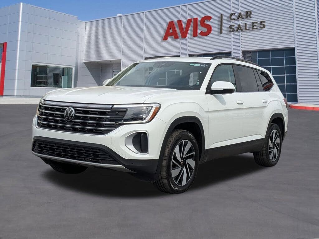2025 Volkswagen Atlas SE FWD with Technology