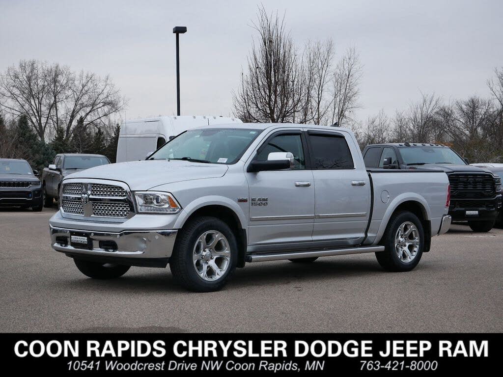 2017 RAM 1500 Laramie Crew Cab 4WD