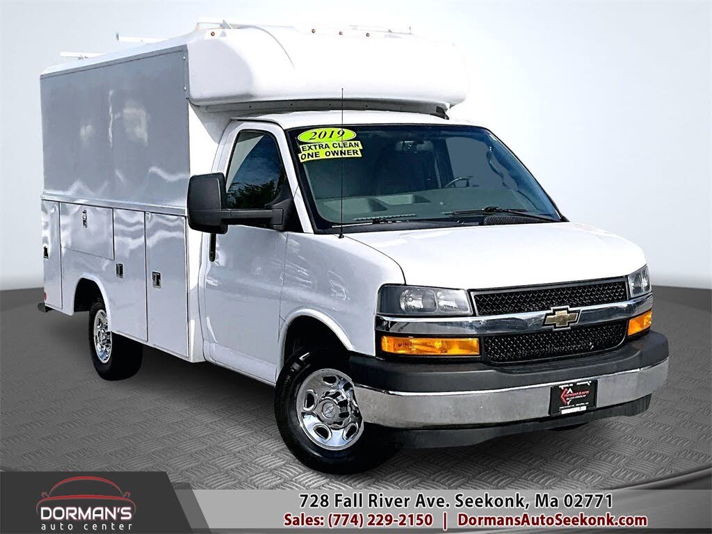 2019 Chevrolet Express Chassis 3500 139 Cutaway RWD