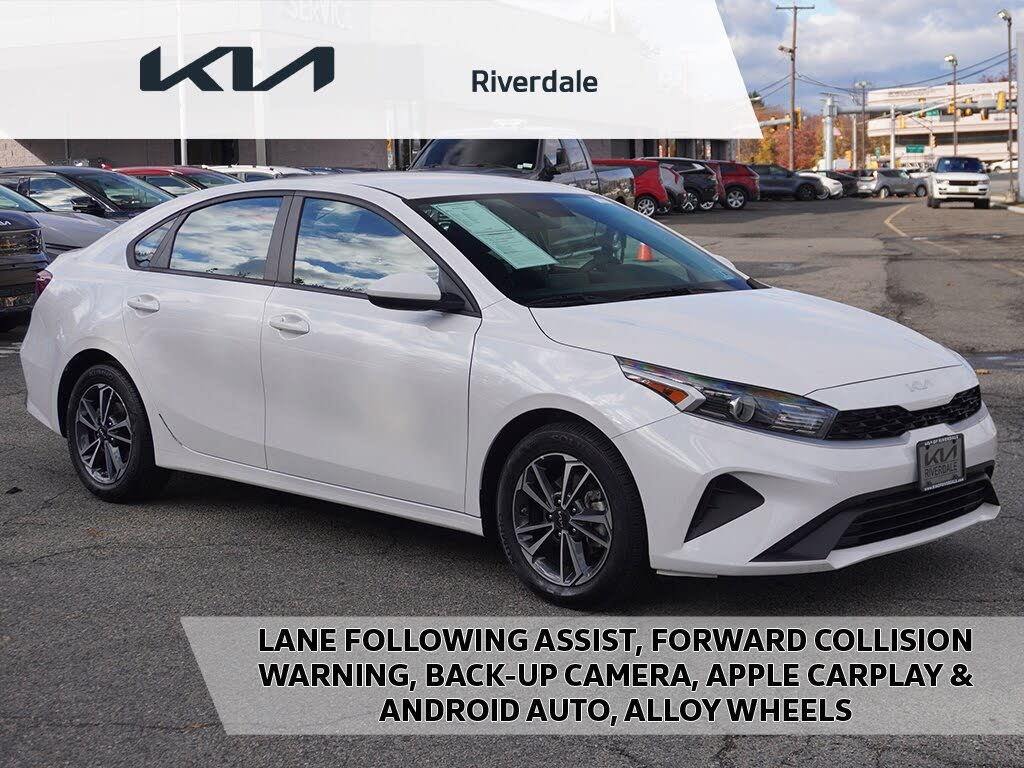 2023 Kia Forte LXS FWD