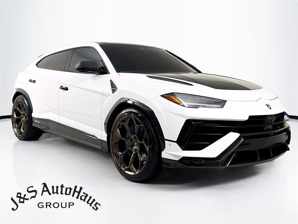 2023 Lamborghini Urus Performante AWD
