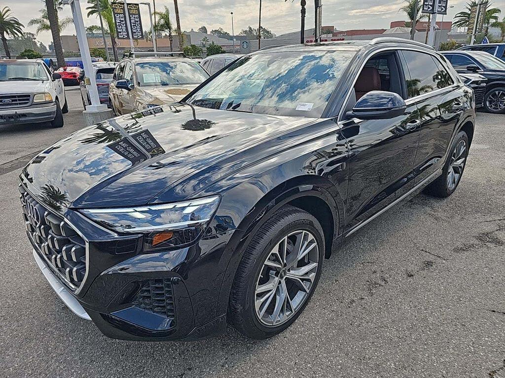 2024 Audi Q8 quattro Premium Plus 55 TFSI