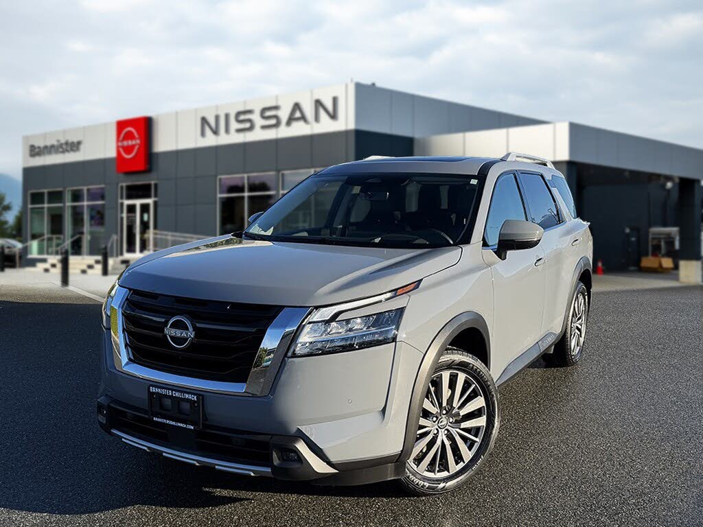 2024 Nissan Pathfinder SL 4WD