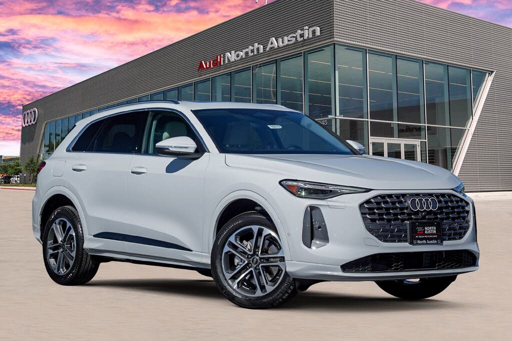 2025 Audi Q5 quattro Premium Plus 40 TFSI