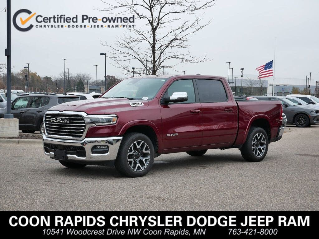 2025 RAM 1500 Laramie Crew Cab 4WD