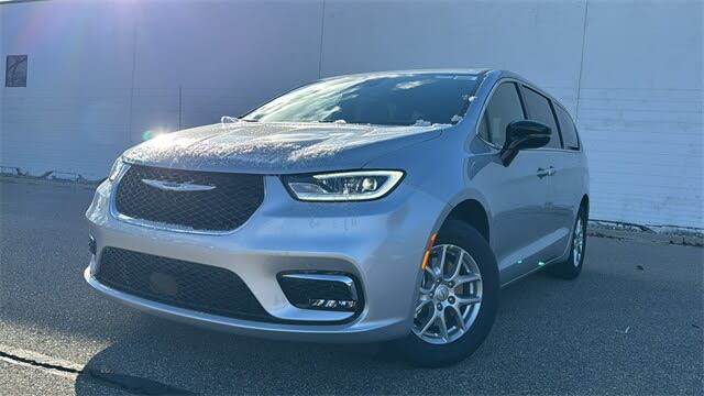 2026 Chrysler Pacifica Select FWD