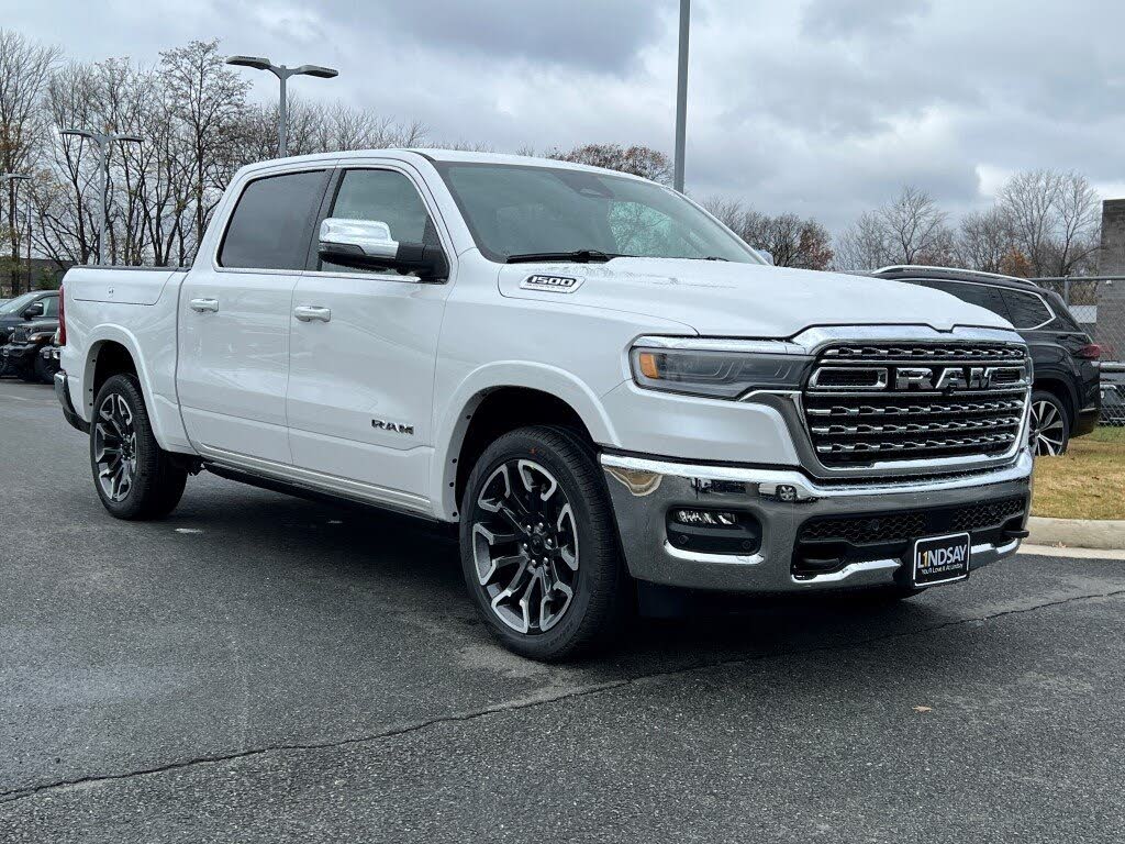 2026 RAM 1500 Limited Crew Cab 4WD