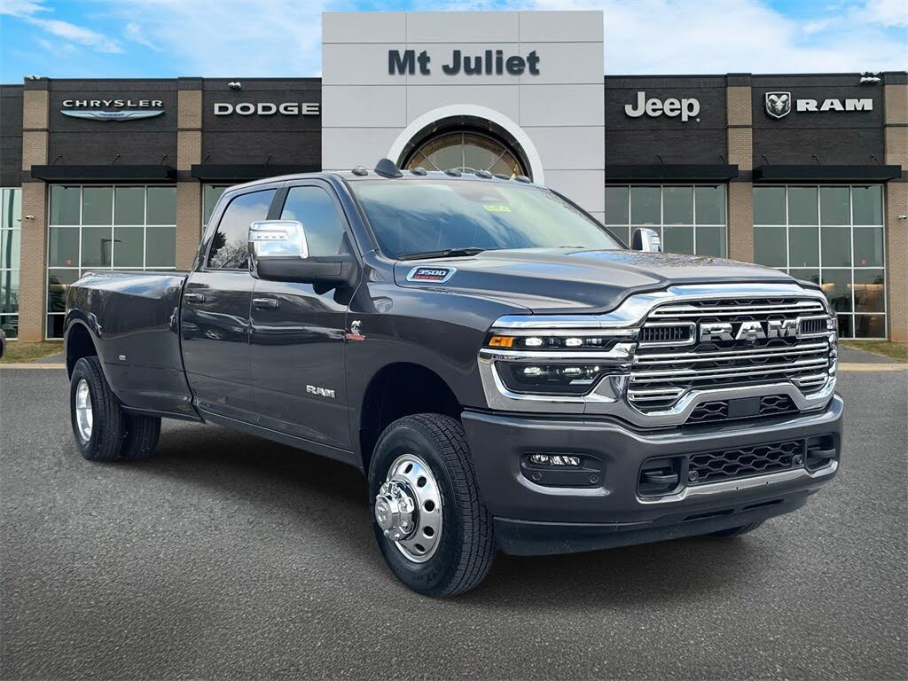 2026 RAM 3500 Laramie Crew Cab LB DRW 4WD