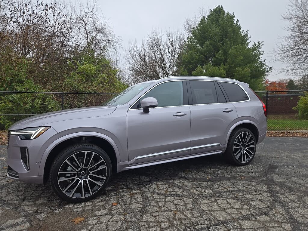 2026 Volvo XC90 B6 Plus 6-Passenger AWD