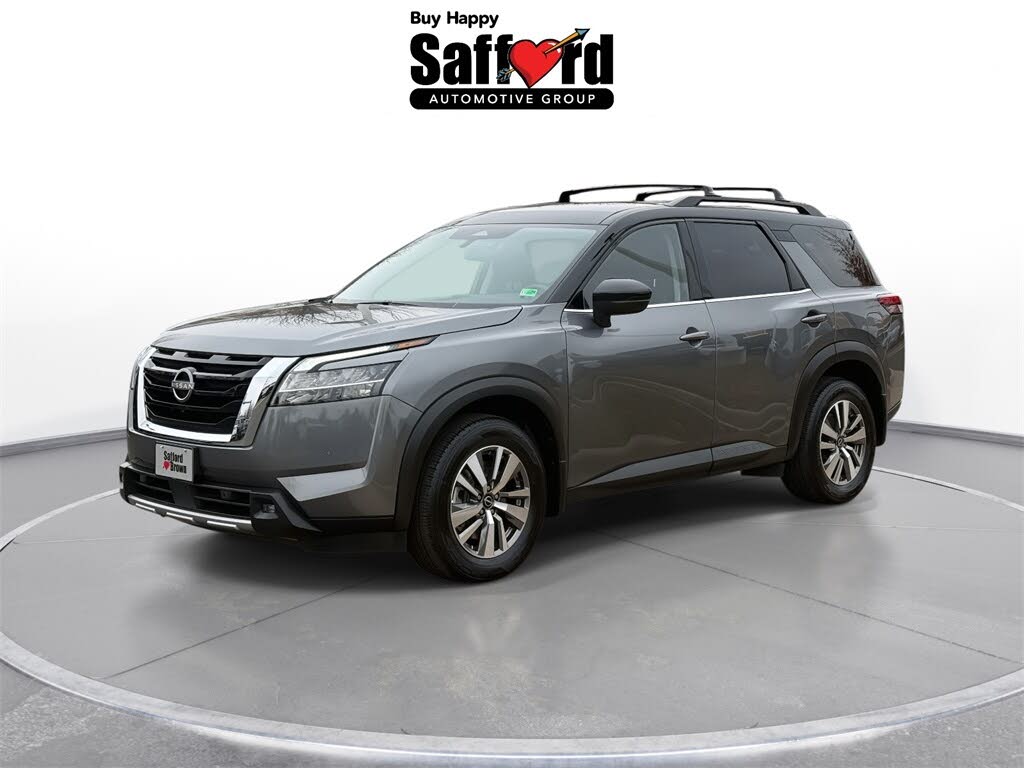 2022 Nissan Pathfinder SL 4WD