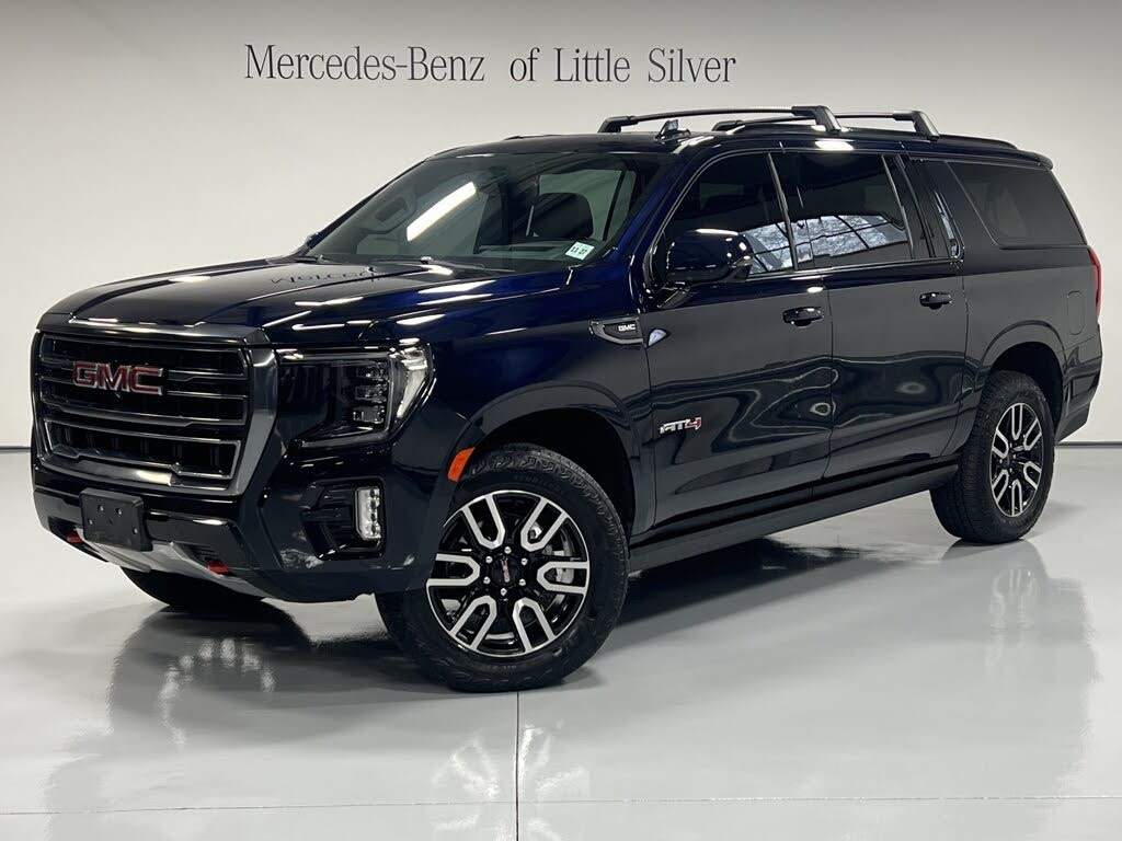 2023 GMC Yukon XL AT4 4WD