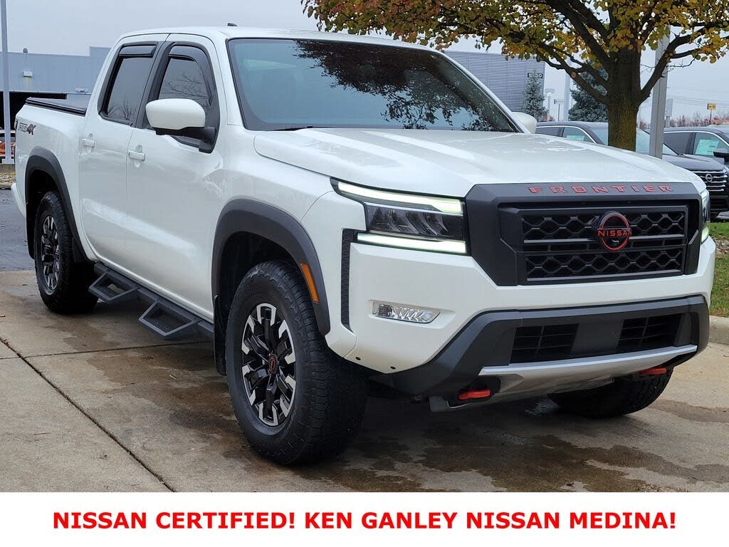 2023 Nissan Frontier PRO-4X Crew Cab 4WD