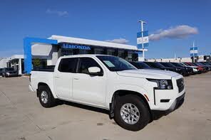 Nissan Frontier SV Crew Cab RWD