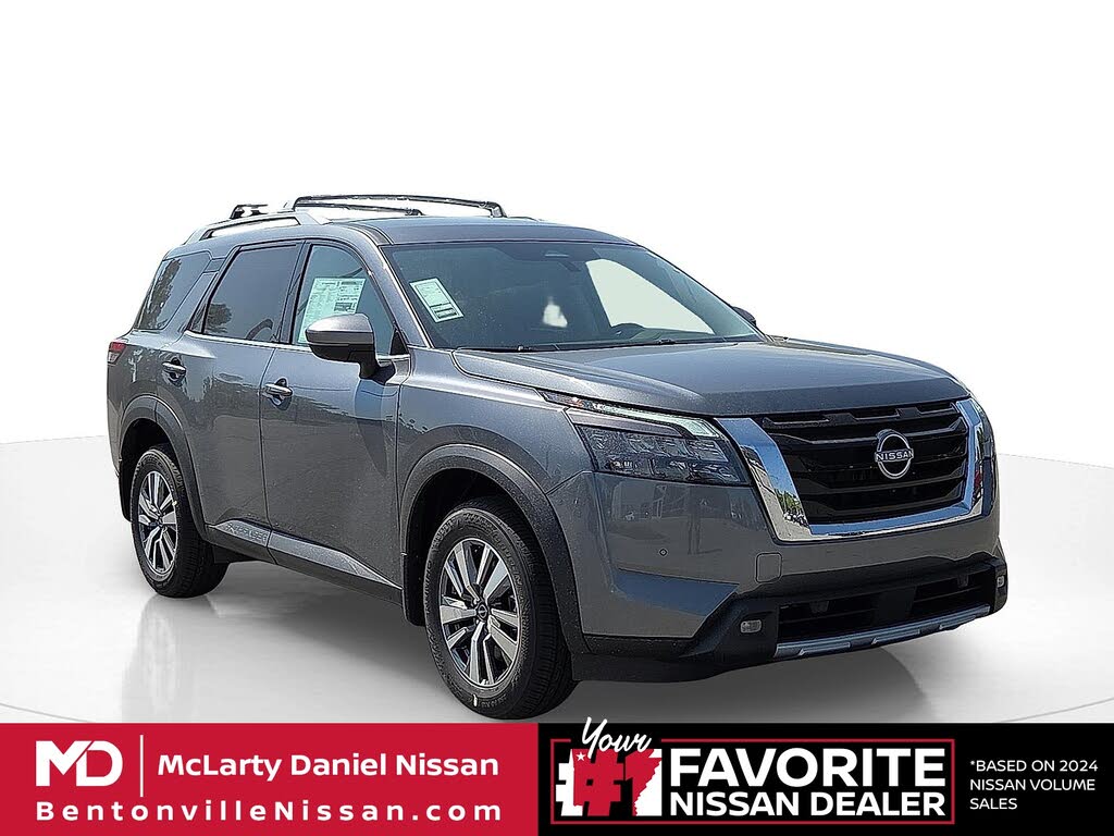 2025 Nissan Pathfinder SL 4WD