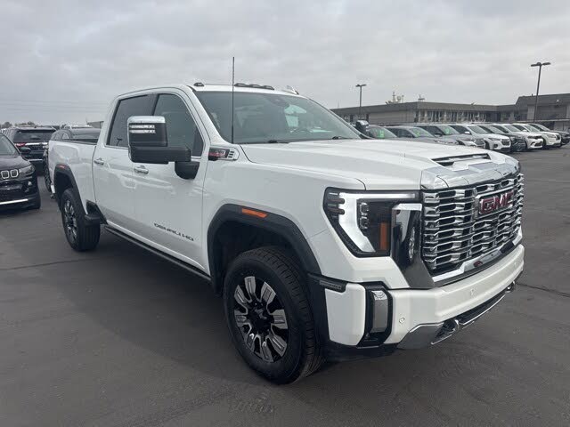 2024 GMC Sierra 2500HD Denali Crew Cab 4WD