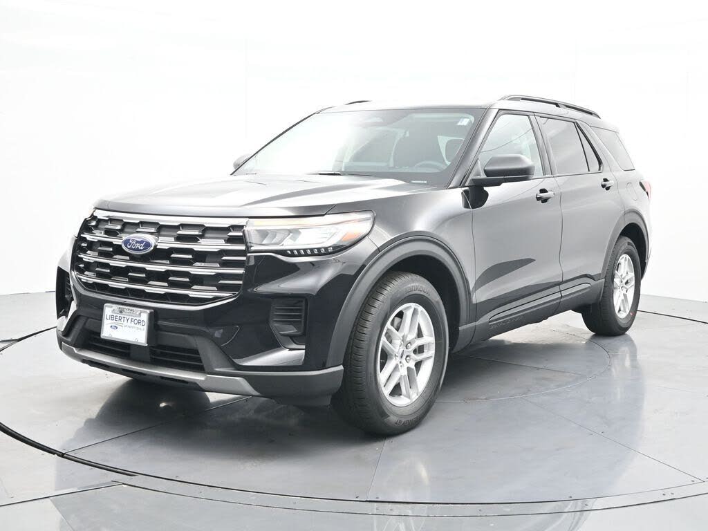 2026 Ford Explorer Active RWD