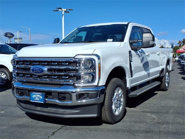 2026 Ford F-250 Super Duty XLT Crew Cab 4WD