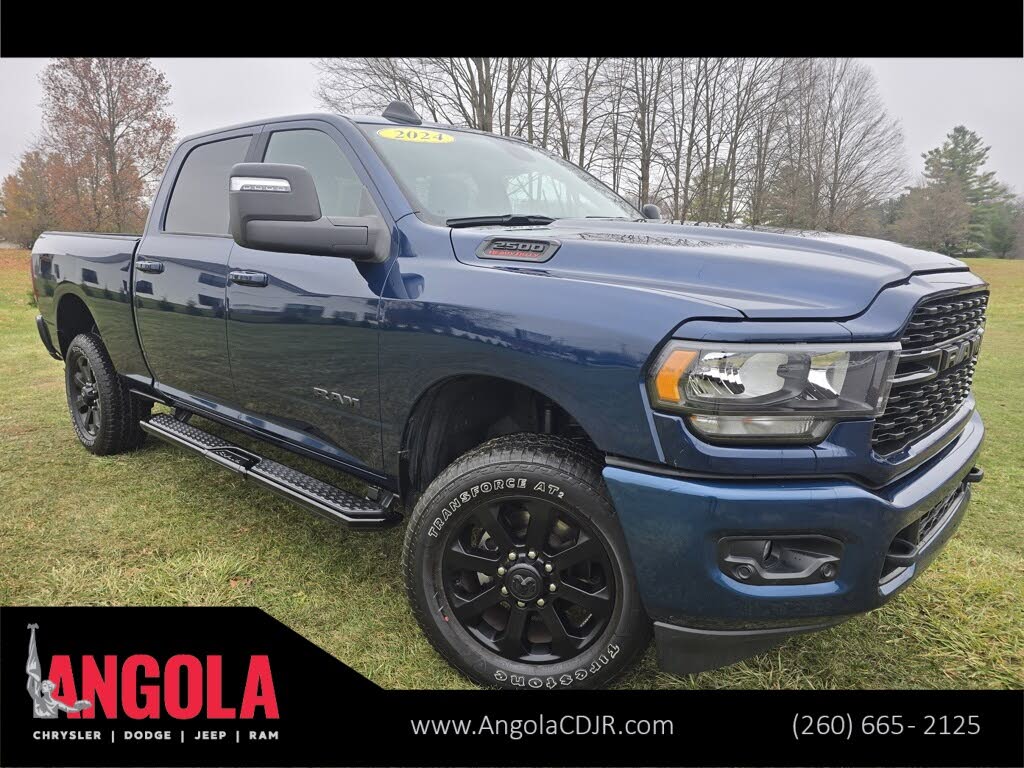 2024 RAM 2500 Big Horn Crew Cab 4WD