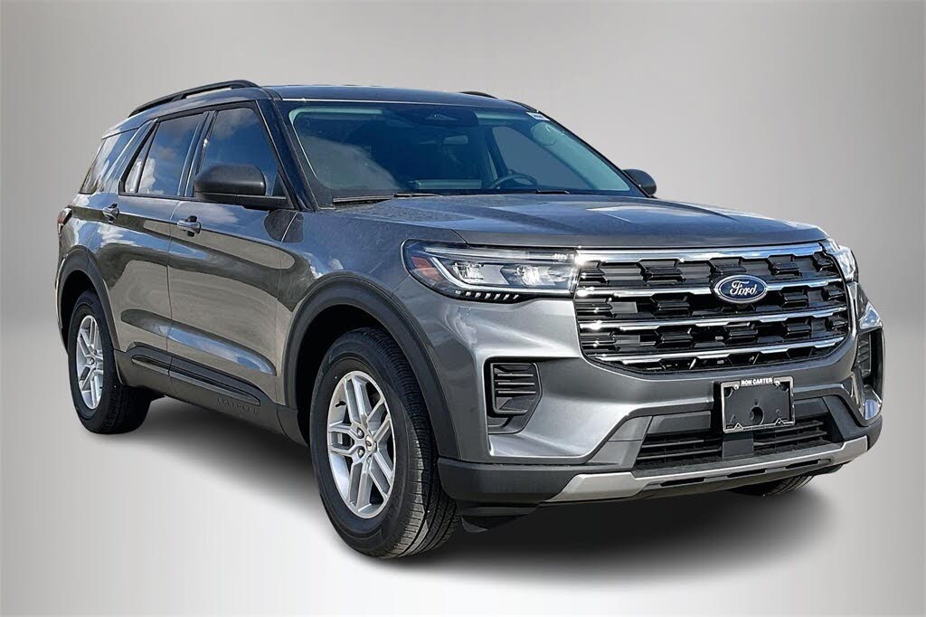 2026 Ford Explorer Active RWD