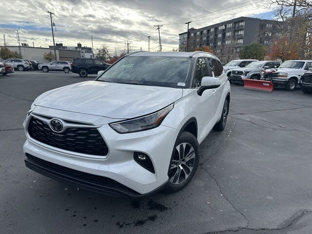 2026 Toyota Highlander XLE AWD