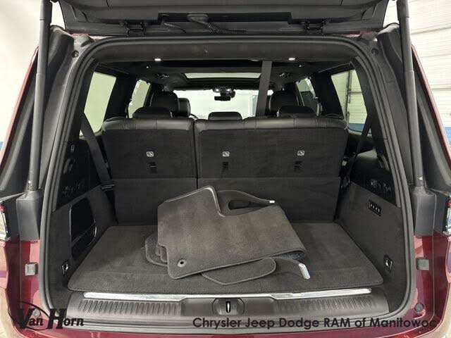 2022 Jeep Grand Wagoneer Series II 4WD