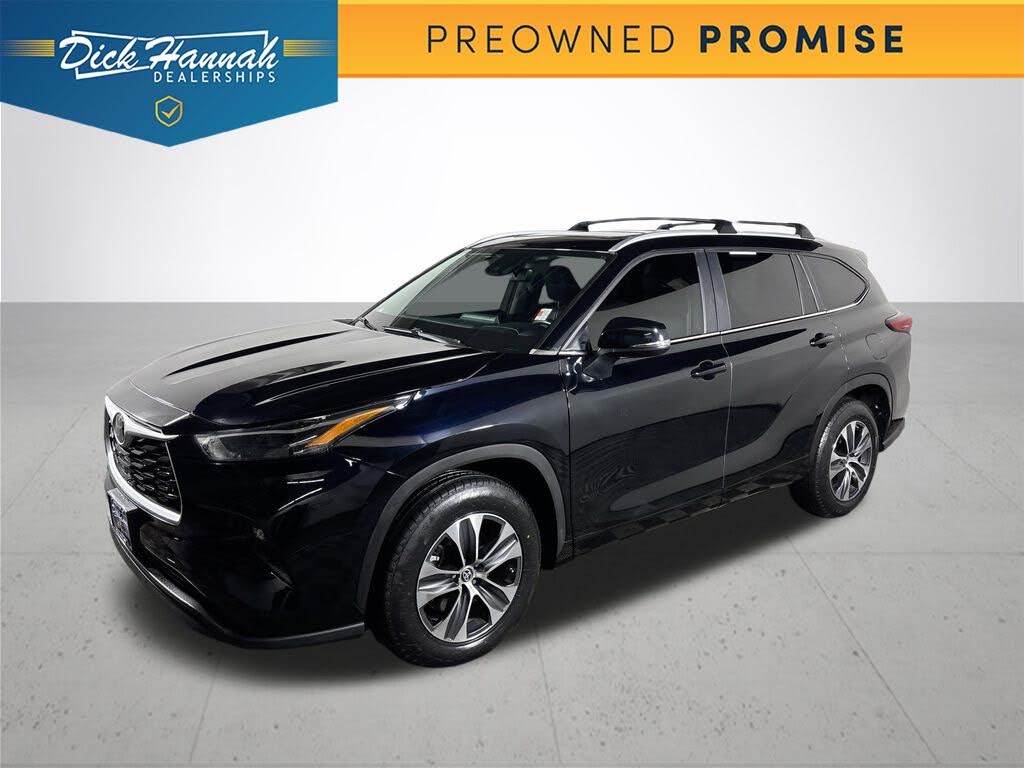 2023 Toyota Highlander XLE FWD