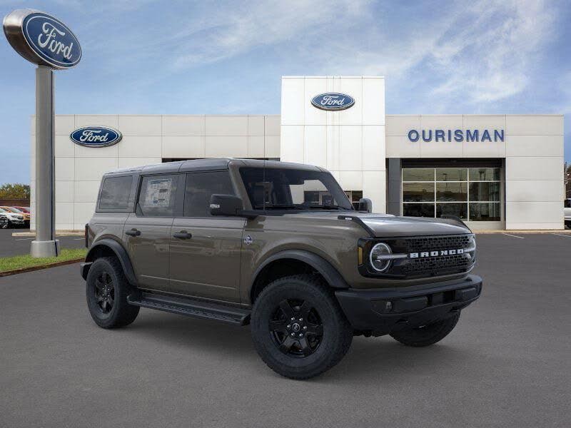 2025 Ford Bronco Outer Banks 4-Door 4WD