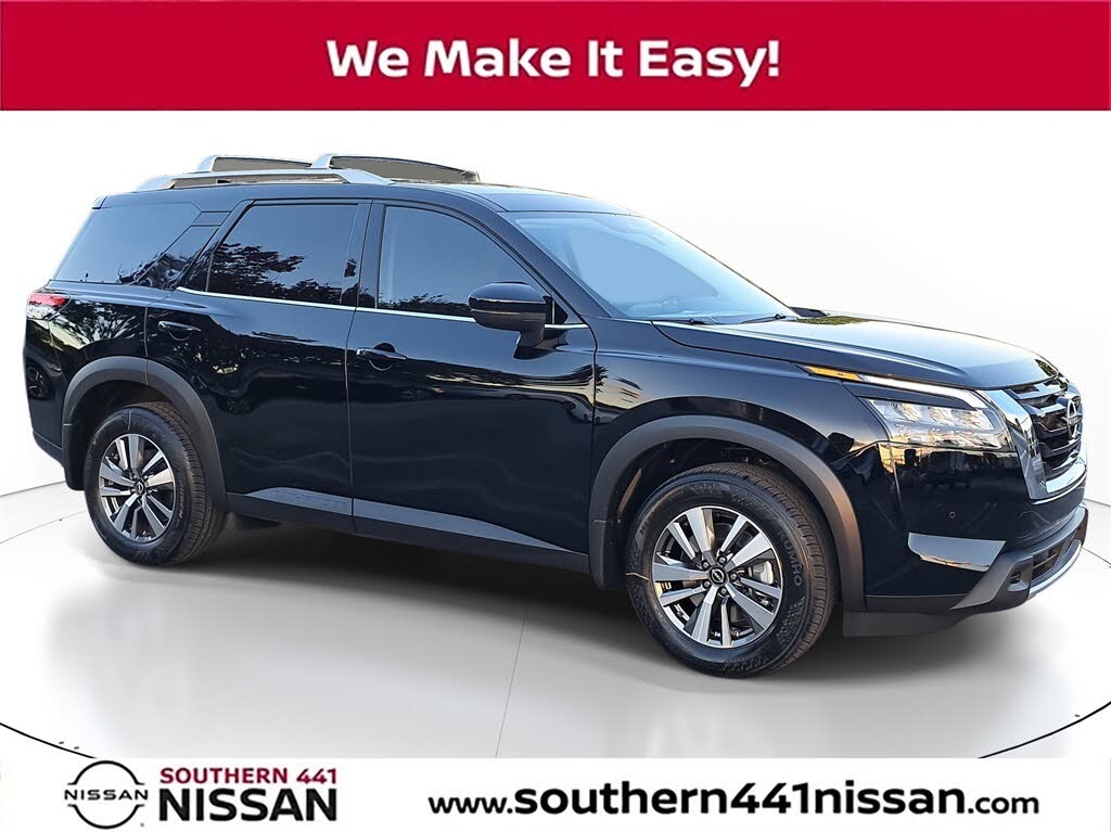 2025 Nissan Pathfinder SL FWD