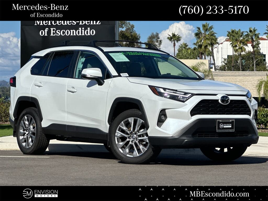 2025 Toyota RAV4 XLE Premium FWD