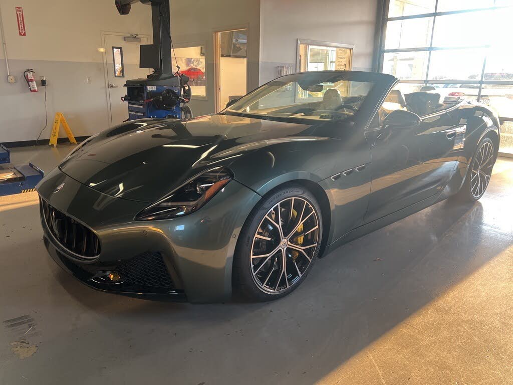 2026 Maserati GranCabrio Modena AWD